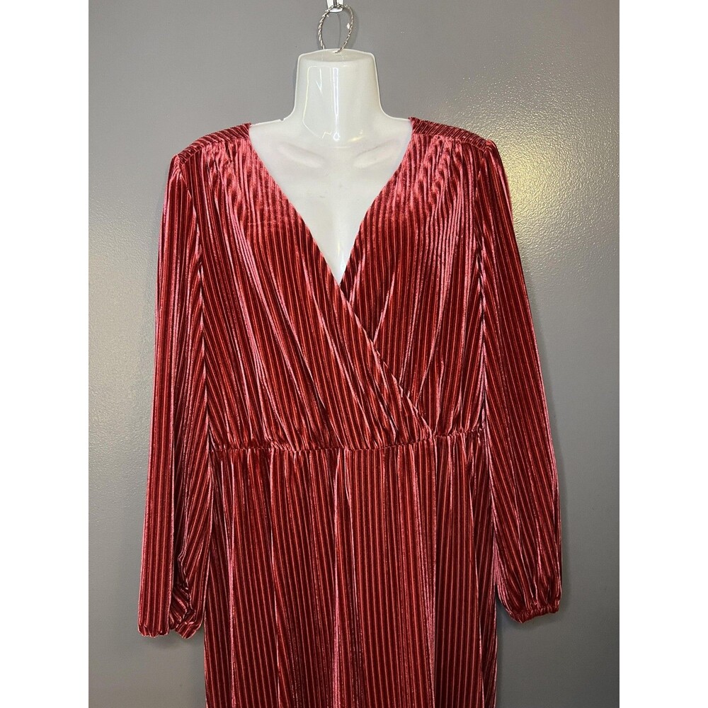 Ali & Jay Jumpsuit Womens Medium Red Velvet Pleated V Neck Belted Long Sleeve